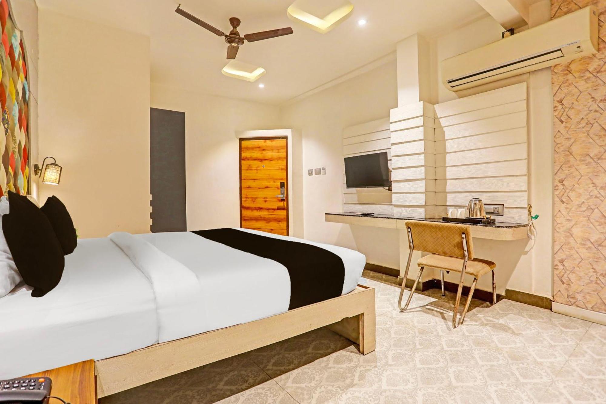 Super Townhouse Cantonment Formerly Sarin Hotel Varanasi